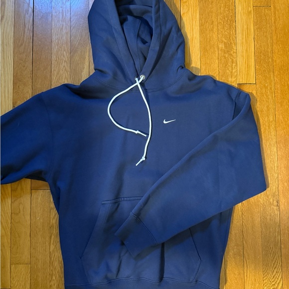 Nike Solo Swoosh Fleece Pullover Hoodie - Size Medium - Picture 1 of 2